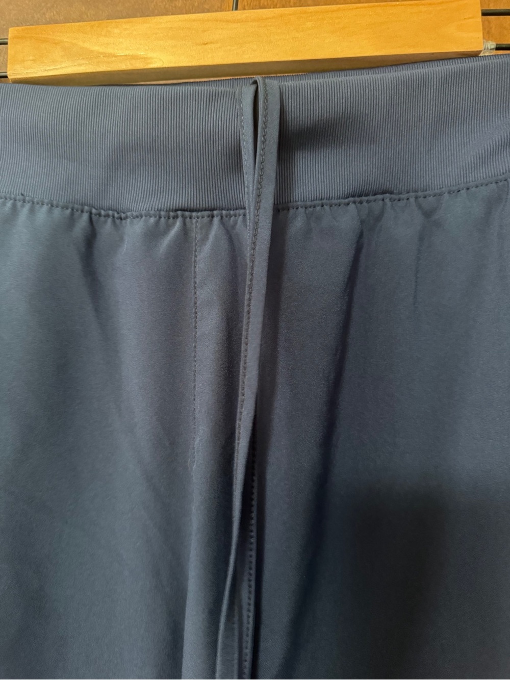 Women's Navy Drawstring Scrub Joggers with Side Pockets - Picture 4 of 8